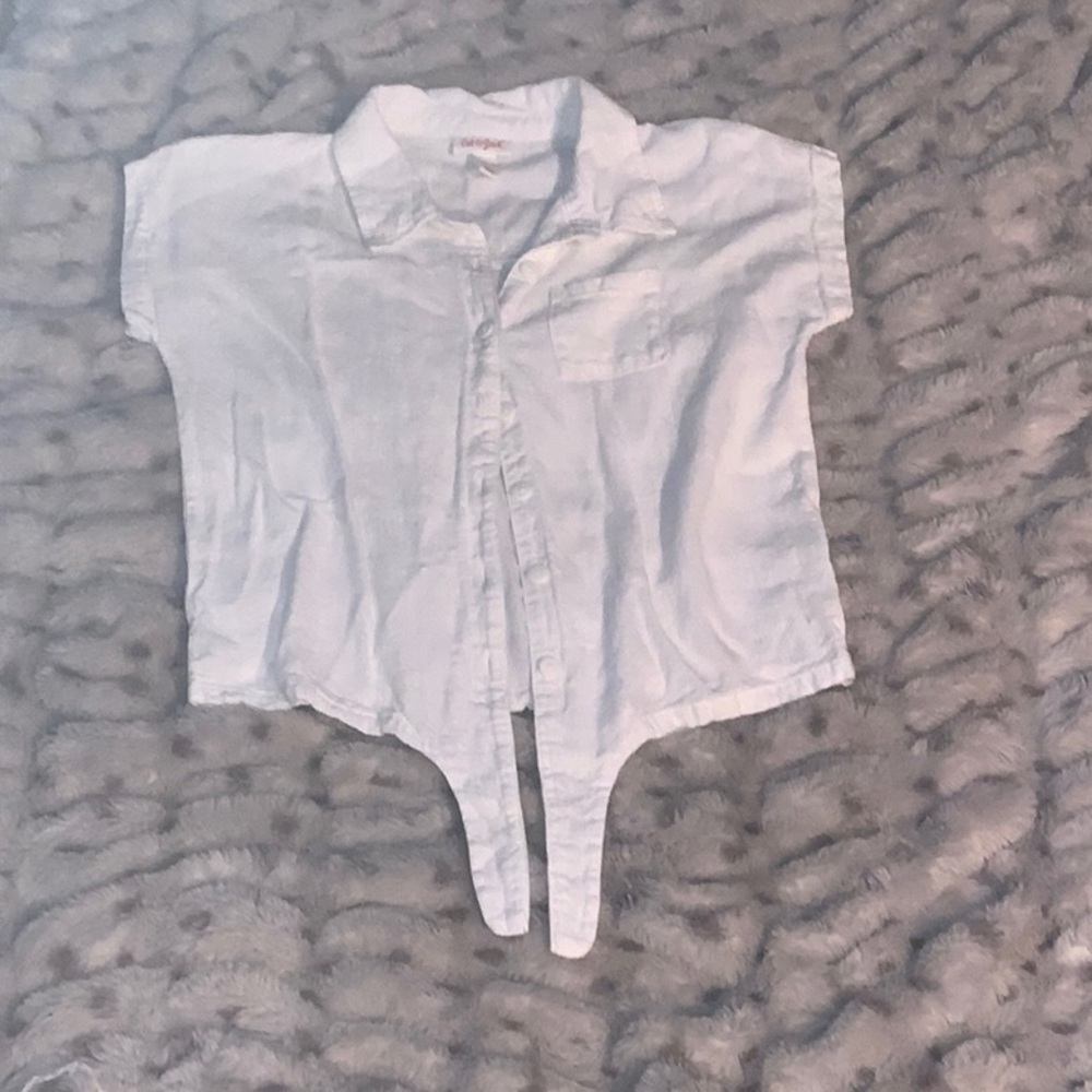 Cat & Jack White Button Down Shirt with Knotted Detail